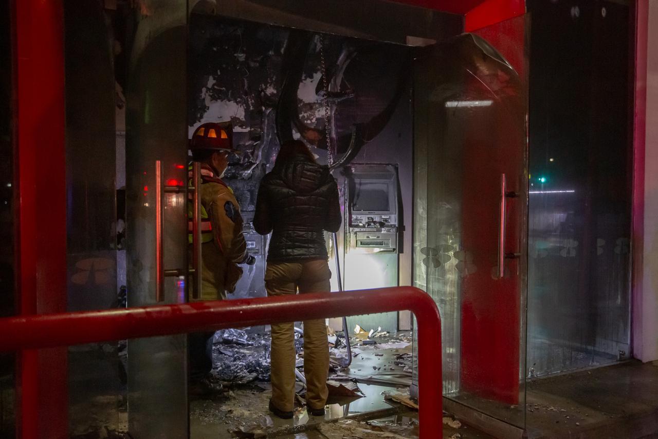 Arturo Rosales/ Border Zoom