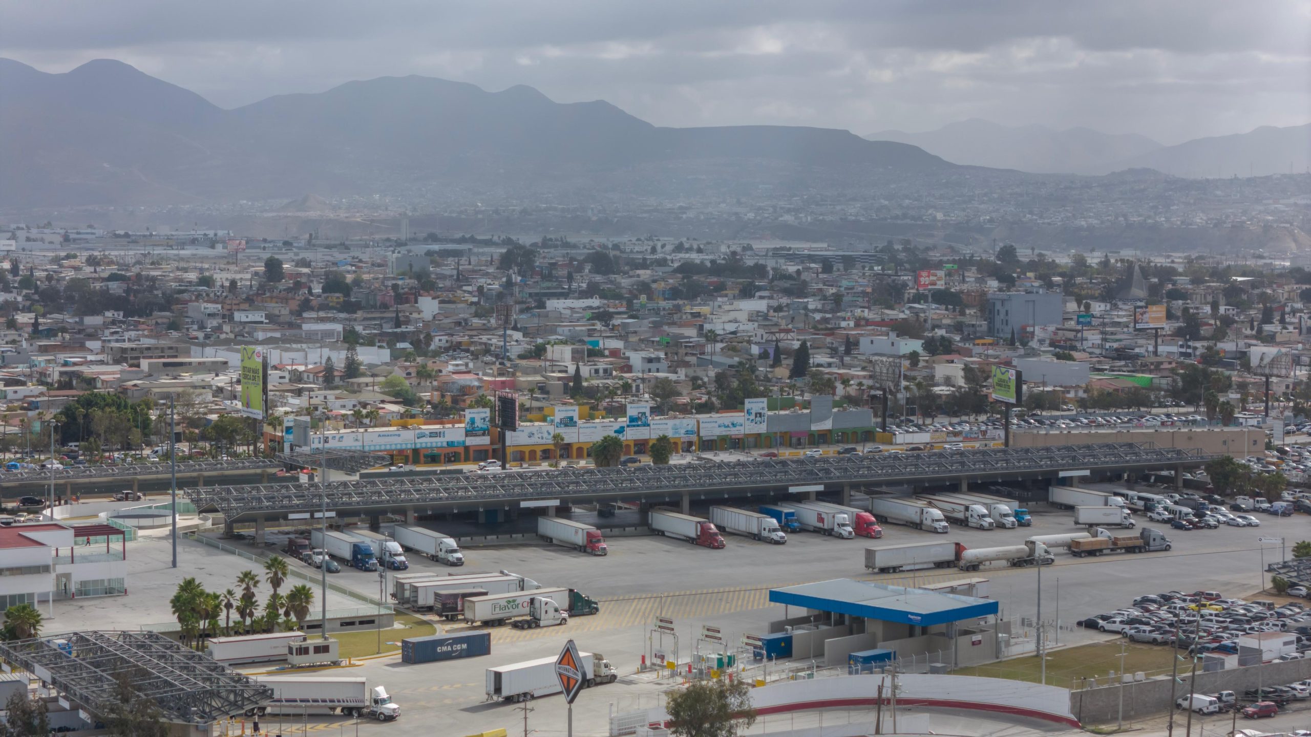 Omar Martínez / Border Zoom