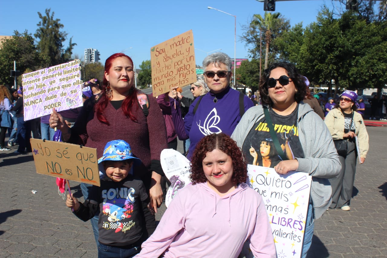 Marcha 8M en Tijuana
